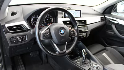 BMW X1 sDrive18i 103 kW automat Čierna