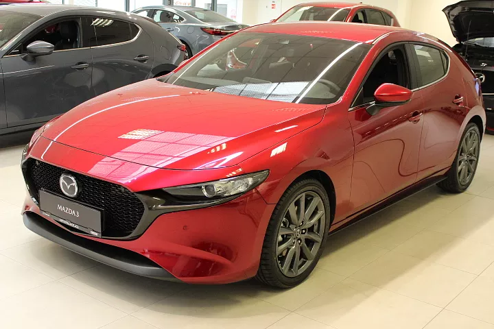 Mazda 3 Plus 2.0i 90 kW Červená