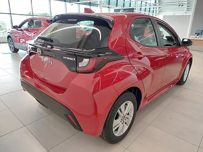 Mazda 2 Hybrid/Agile 1.5L HYBRID automat Červená Formal Red