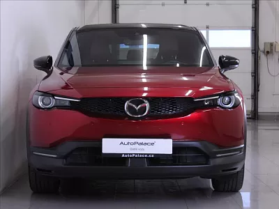 Mazda MX-30 0.1 35 kWh GT+ LUXURY VINTAGE 107 kW automat červená