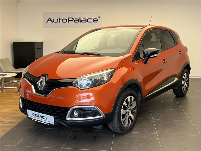 Renault Captur 0,9 TCe 90 Intens 66 kW oranžová