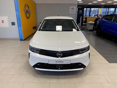 Opel Astra ST Edition 1.2 81 kW MT+výhřev 1.2 Turbo 81kW 81 kW Bílá