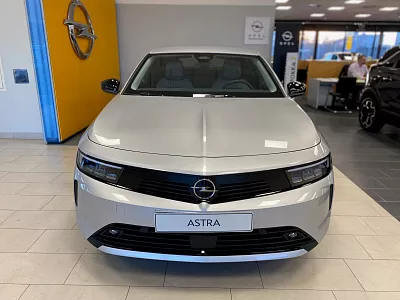 Opel Astra ST Edition 1.2 81 kW MT+výhřev 1.2 Turbo 81kW 81 kW stř