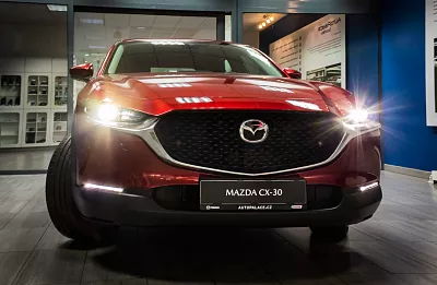 Mazda CX-30 2024 2,0L e-Skyactiv X186ps 6MT FWD 2,0L SKYACTIV-X 186 186 kW Soul Red Crystal